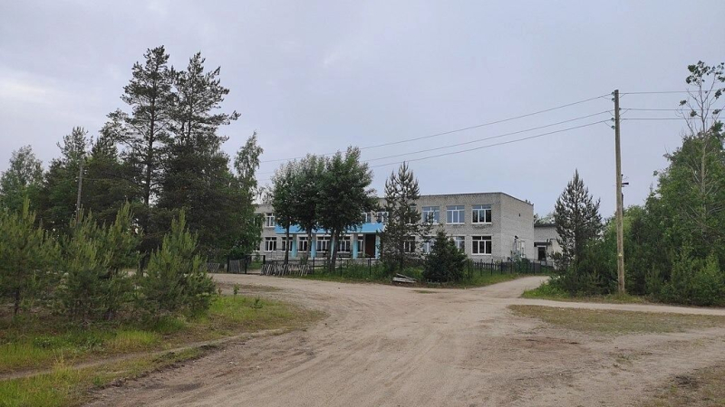 И ведро, и унитаз: как в сельской школе учат детей пользоваться туалетом