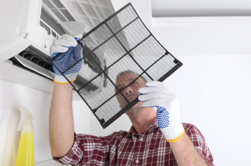 Как включить кондиционер на обогрев и при какой температуре: 3 способа