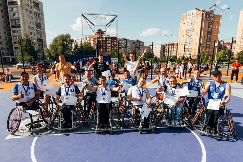 «Популяризация здорового образа жизни»: за шесть лет РФБ построила 25 центров уличного баскетбола по всей России