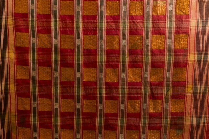 Производство MAKE VIBE изготовило конструкцию для показа канаватной фаты XIX века