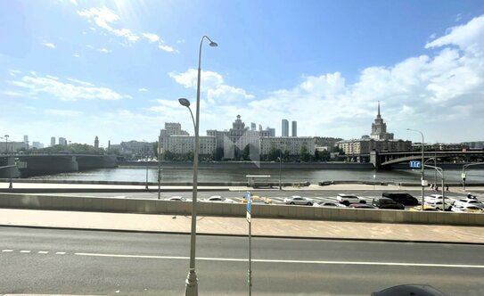 «Сталинка, я выбираю тебя!». Почему люди хотят жить в домах 30–50-х годов постройки