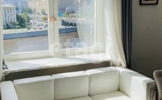 «Сталинка, я выбираю тебя!». Почему люди хотят жить в домах 30–50-х годов постройки