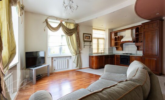 «Сталинка, я выбираю тебя!». Почему люди хотят жить в домах 30–50-х годов постройки