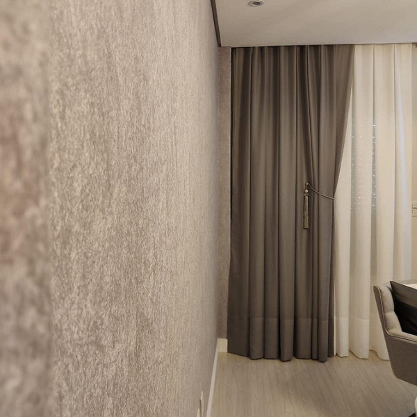 Жидкие обои в интерьере: плюсы и минусы, советы по применению (57 фото)