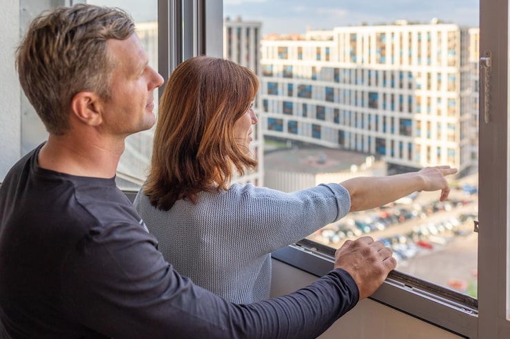 Как сделать остекление балкона холодное или теплое — что выбрать